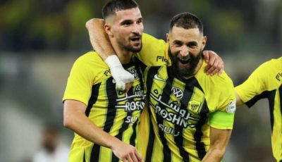 هل يواصل حمايته؟.. بنزيما يحدّد موقفه من رحيل حسام عوار عن الاتحاد
