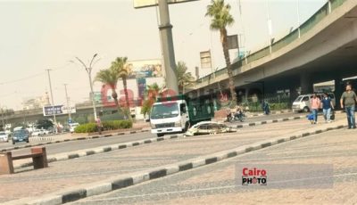 انقلاب تريلا في ميدان عبد المنعم رياض بالتحرير