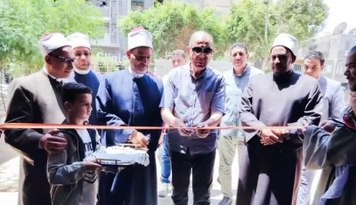 محافظ المنيا يفتتح مسجد العبور ويؤدي صلاة الجمعة وسط الأهالي