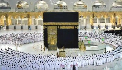 أسعار عمرة المولد النبوي الشريف 2025.. برامج 5 نجوم والاقتصادي