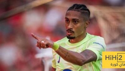صورة رد فعل دكة بدلاء برشلونة بعد تدخل رافينيا العنيف على لاعب مايوركا